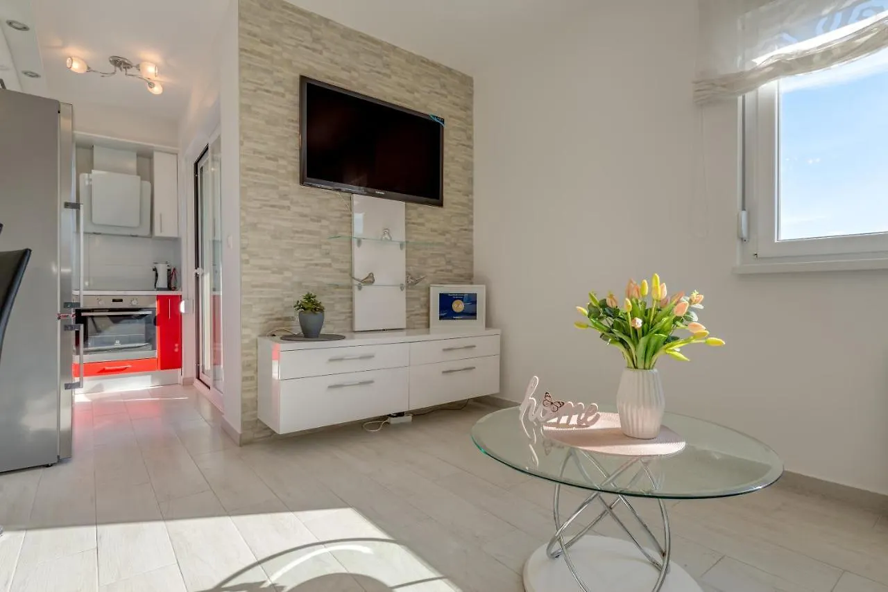 Ive Apartment Trogir