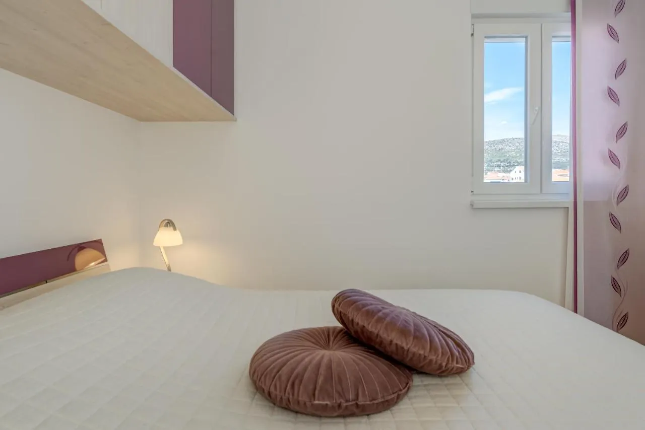 Ive Apartment Trogir
